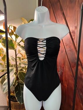 Black Strapless Lace-Up One-Piece Swimsuit